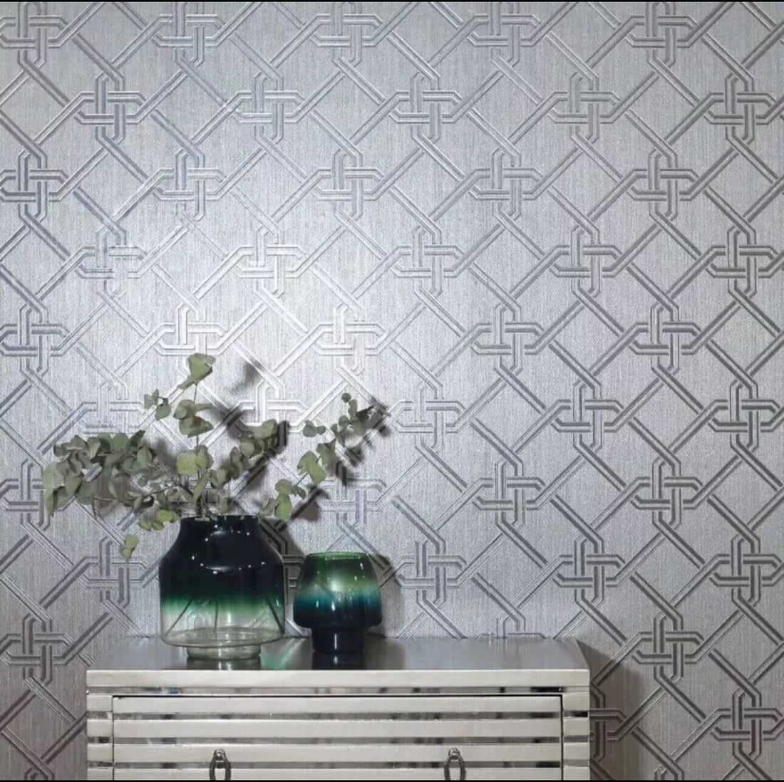 Arthouse Gianni Geometric Wallpaper 903105 – Silver Foil Twist Knot Design, Textured Vinyl, 10m Roll