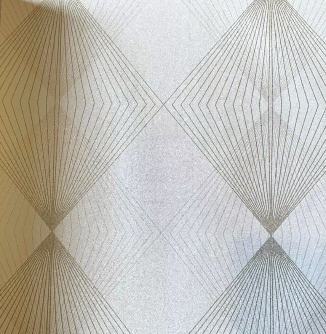 Erismann Diamond Line Wallpaper – Modern White & Grey Vinyl 10085-14 – Textured Geometric Design