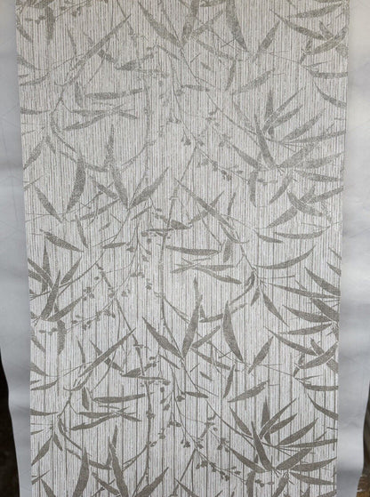Rasch Bamboo Manila Wallpaper 284873 – White &amp; Grey Tropical Leaf Jungle Design, 10m Roll