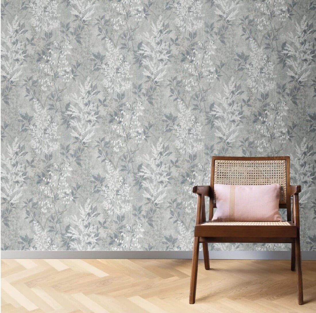 Rasch Garden Leaf Wallpaper – Metallic Grey Textured Plant Print | 284576